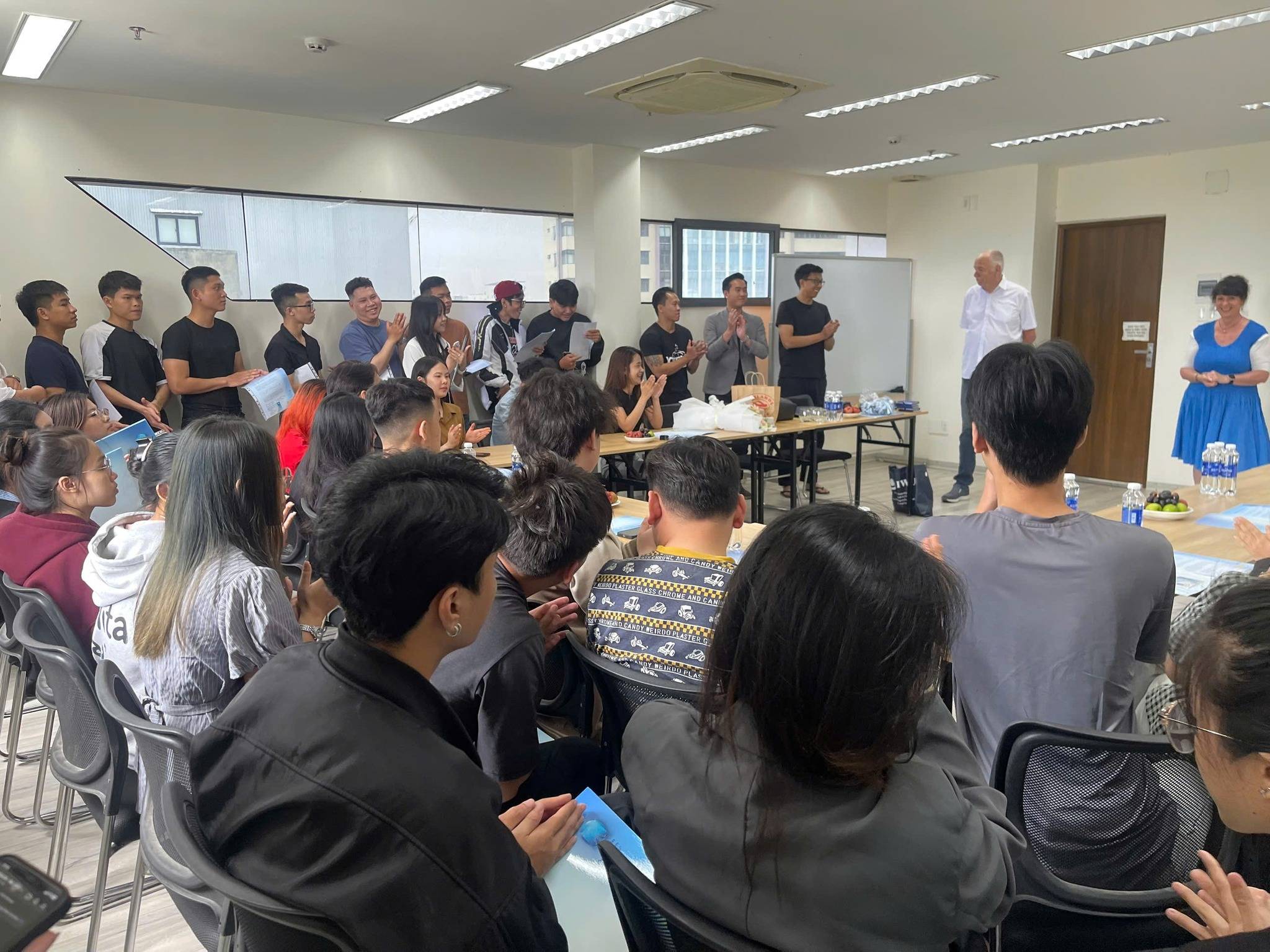 Luyện nói tiếng Đức trong lớp học – môi trường nền tảng